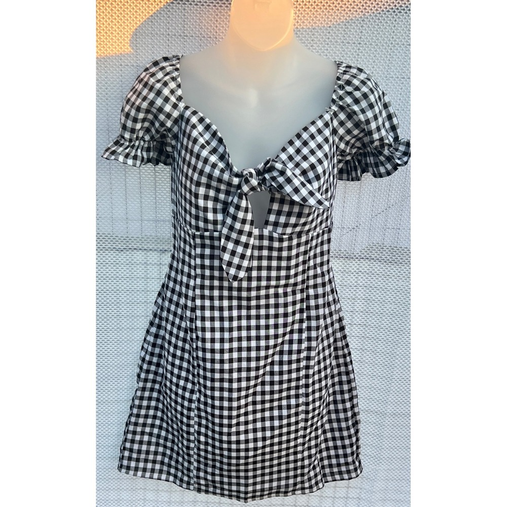 CUPSHE Gingham Mini Dress L Black White Tie Front Puff Sleeve Modern